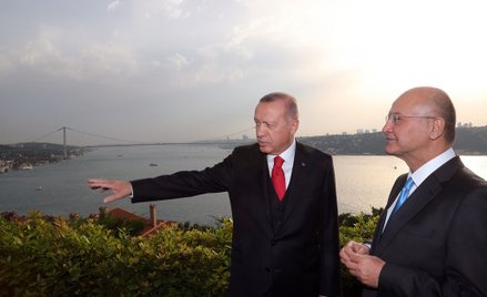 Recep Tayyip Erdogan: Kupimy rosyjskie wyrzutnie S-400, możemy kupić też Patrioty