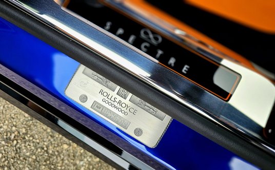 Rolls-Royce Spectre Blac Badge