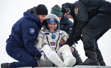 Rosjanin Siergiej Riazański wsławił się wyniesieniem znicza olimpijskiego w kosmos przed igrzyskami 