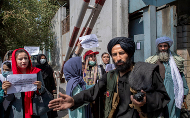 W Kabulu i innych większych miastach Afganistanu nie ustają protesty kobiet, które domagają się swoi