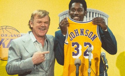 „Lakers: Dynastia zwycięzców”. John C. Reilly jako właściciel drużyny Jerry Buss i Quincy Isaiah w r