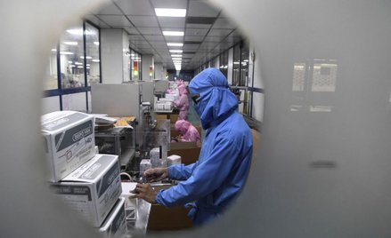 Skutki uboczne? Indie nadal testują szczepionkę AstraZeneca