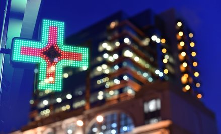 Sąd: dane o lokalizacji apteki na billboardzie to nie reklama