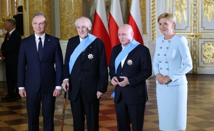 Prezydent Andrzej Duda, pierwsza dama Agata Kornhauser-Duda oraz odznaczeni Orderem Orła Białego: dz