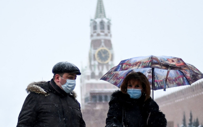 "Pandemia słabnie". Moskwa łagodzi restrykcje dla dyskotek i gastronomii