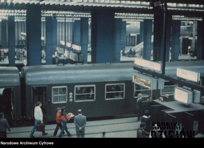 Wagony w oliwkowych barwach dominowały w krajobrazie polskich kolei w latach 80. XX wieku. Z tego te