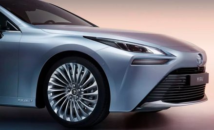 Toyota Mirai: auto na wodór, które będzie oczyszczać powietrze