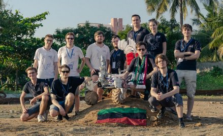 Łazik studentów z Krakowa wygrał zawody w Indiach