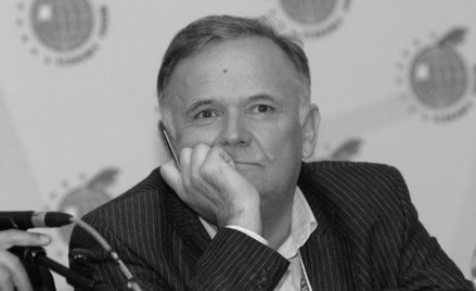 Tadeusz Mosz, dziennikarz. Zmarł 4 lutego 2014 roku.