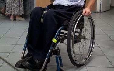 Koronawirus: dopłaty dla pracowników niepełnosprawnych
