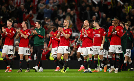 Piłkarze Manchesteru United nadal walczą o udział w europejskich pucharach