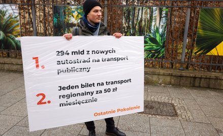 Ostatnie Pokolenie domaga się m.in. większych pieniędzy na transport publiczny