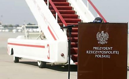 Prezydent do Brukseli poleciał czarterem