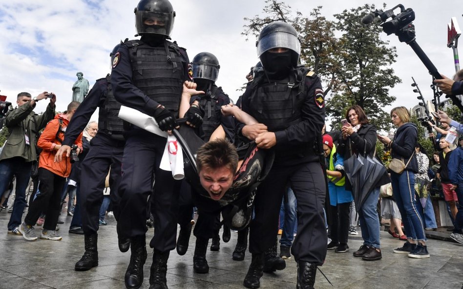 Rosja: Aktor trafi na 3,5 roku do więzienia po proteście opozycji