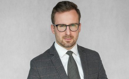 Adam Nuckowski prawnik, Michael/Strom Dom Maklerski