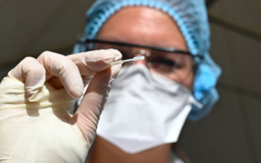 Francja: 10,5 tys. nowych zakażeń, najwięcej od początku epidemii