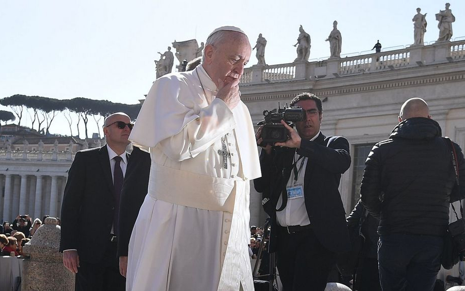 Spotkanie na szczycie w Watykanie. Franciszek rozmawiał z Benedyktem XVI