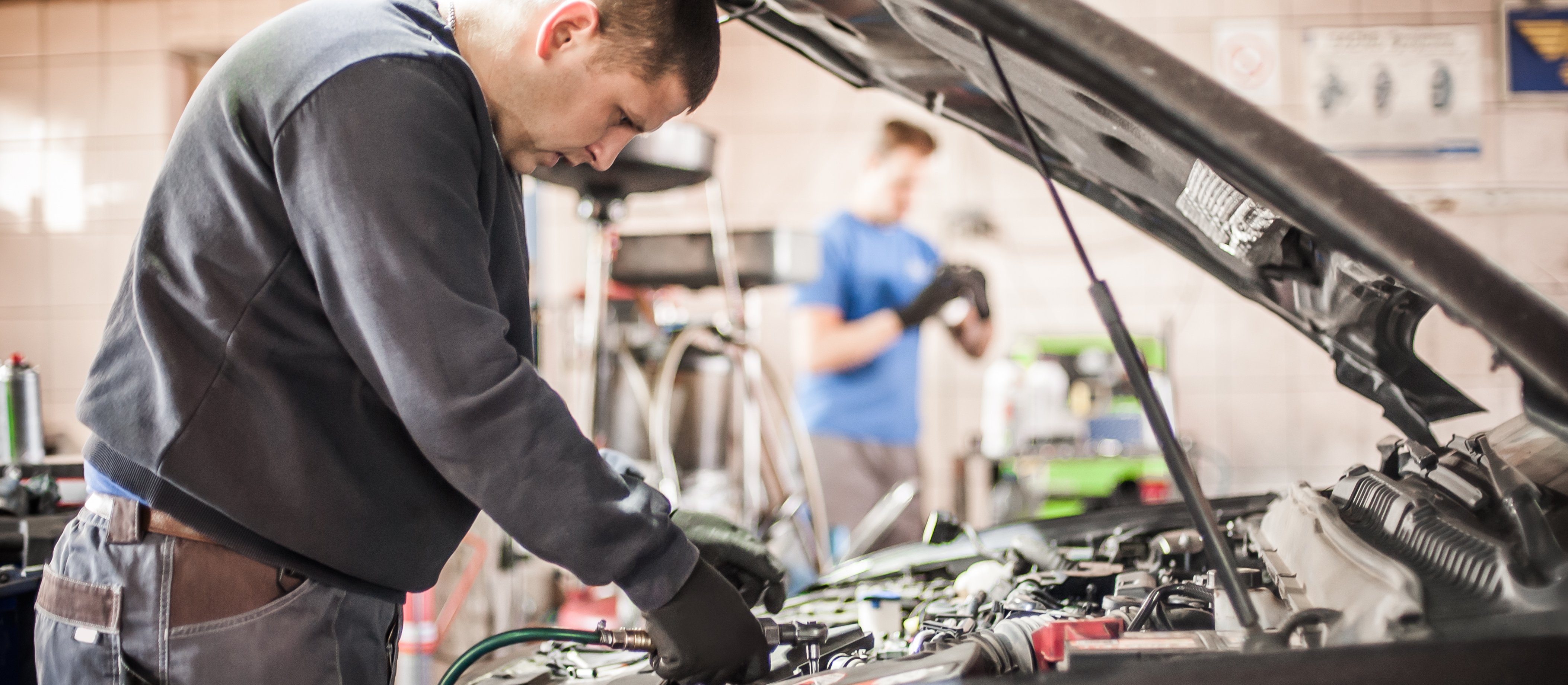 Czy błędy młodości mogą zablokować karierę zawodową?