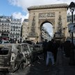 Zamieszki we Francji. Prezydent Macron nie przyjął dymisji ministra spraw wewnętrznych