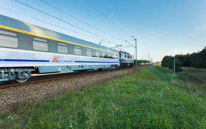 Więcej wyremontowanych wagonów trafi do PKP Intercity