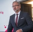 Ministerstwo Zdrowia prowadzi rozmowy o zwiększeniu szczepionek na grypę (na zdjęciu Adam Niedzielsk