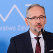 Niedzielski: Więcej zachorowań na grypę niż na COVID