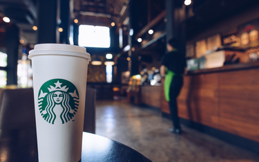 Starbucks opuści Wielką Brytanię? Bada możliwość sprzedaży biznesu