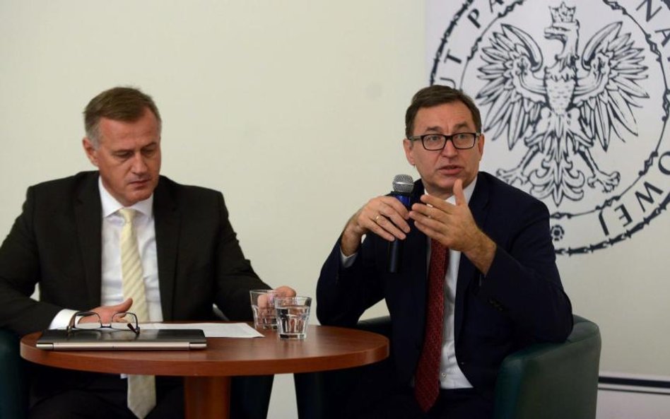 Nowe ustalenie ws. śmierci Piotra Bartoszcze przedstawili dyrektor Głównej Komisji Ścigania Zbrodni 