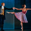 Shino Sakurado (Cecil) i Mateusz Sierant (Danceny)