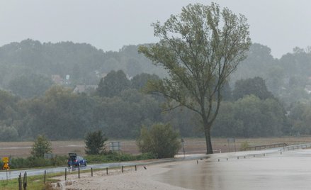IMGW zapowiada intensywne deszcze. „Wzrost stanu wody w zlewniach rzek”