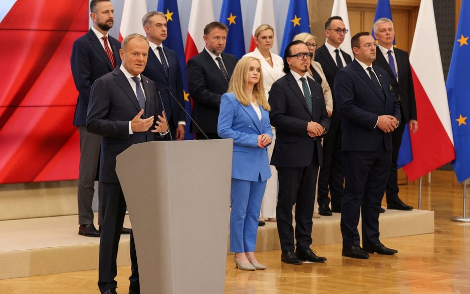 Taktyka Donalda Tuska polega na nieustannym podgrzewaniu wody w naszej polityce