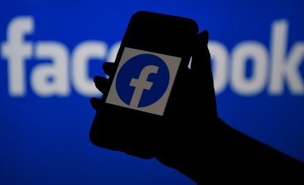 Dyrektor rosyjskiej agencji kosmicznej porównuje szefa Facebooka do nazisty