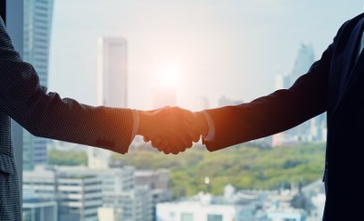 Lipiec ożywił rekrutacje. W których branżach było więcej ofert pracy?