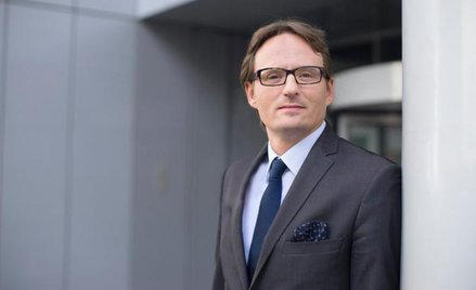 Wiceprezes KUKE Piotr Stolarczyk: Często prowadzimy eksportera za rękę