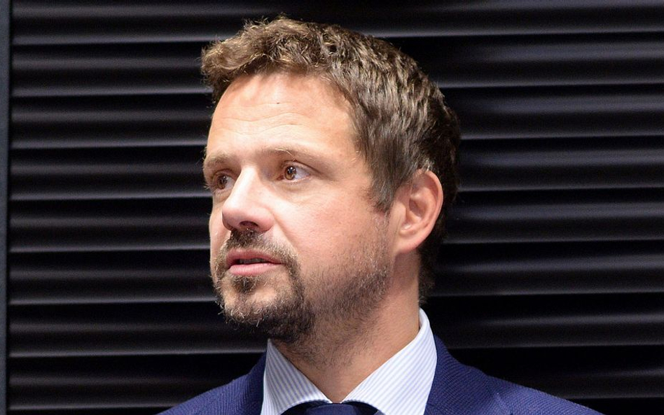 Rafał Trzaskowski: Matury zagrożone w większości szkół w Warszawie