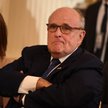 Giuliani ostrzega: Impeachment Trumpa doprowadzi do buntu