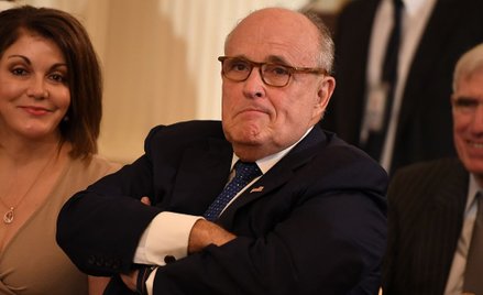 Giuliani ostrzega: Impeachment Trumpa doprowadzi do buntu