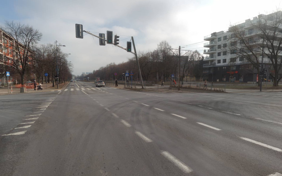 Realizacja projektu stała się możliwa dzięki decyzji Rady m.st. Warszawy o przyznaniu dodatkowych śr