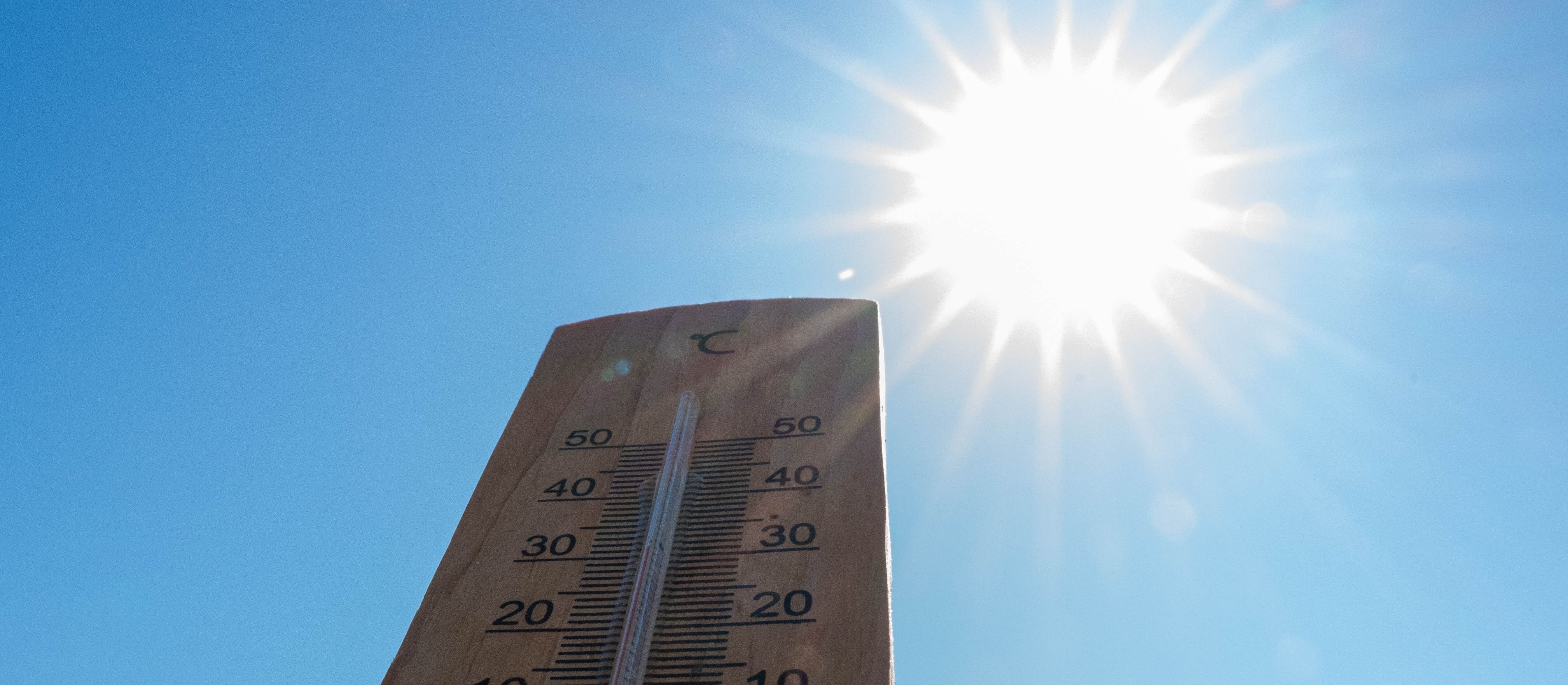 Fala upałów nad Polską. Są zalecenia co do uroczystych zakończeń roku szkolnego