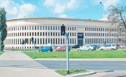 Średni czas trwania postępowania w sądach apelacji łódzkiej w 2016 roku wyniósł 4,7 miesiąca