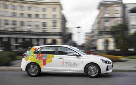 Eksperci przekonują, że samorządy powinny wspierać rozwój systemów carsharingu, aby ograniczyć ruch 