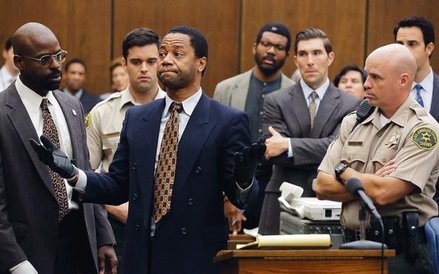 „American Crime Story: Sprawa O.J. Simpsona”, reż. Ryan Murphy, FOX Television.