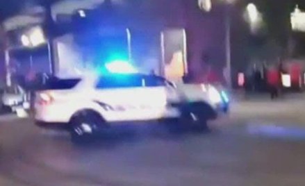 USA: Policjanci chcieli przerwać nielegalny wyścig. Wjechali w tłum