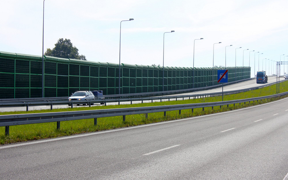 Trasa S8 oficjalnie za głośna. Powstaną nowe bariery dźwiękochłonne