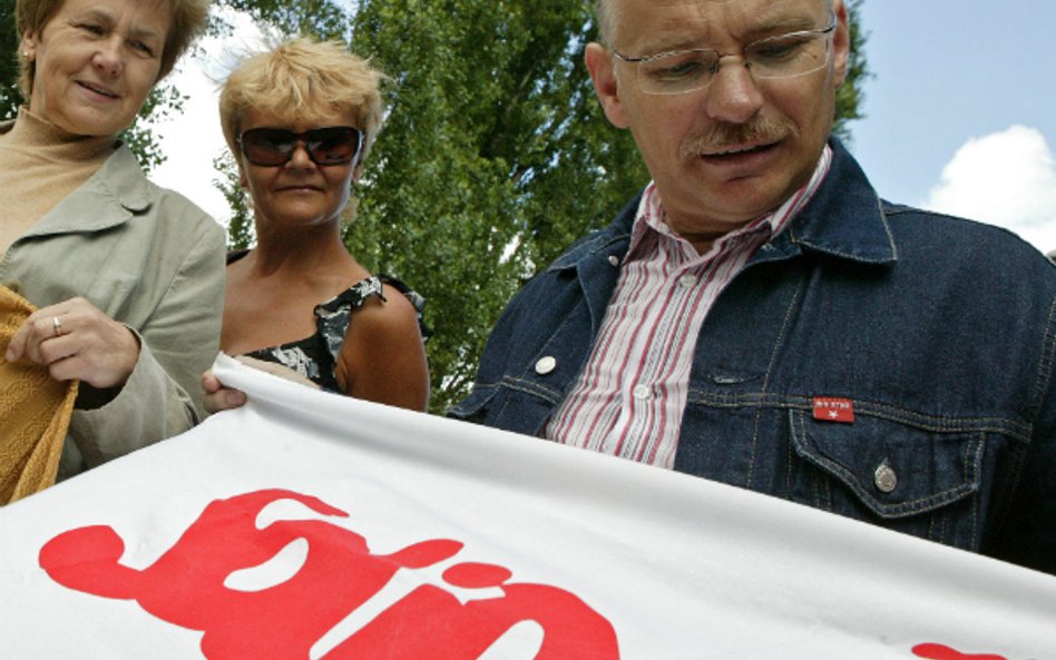 Jerzy Borowczak: Po zamachach w Norwegii dajmy Polakom broń