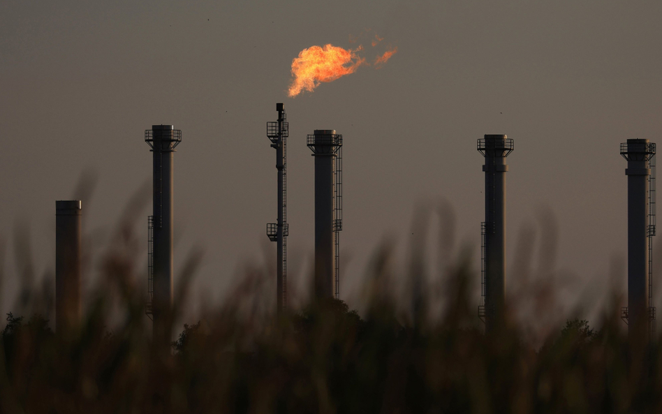 Gaz potaniał w Europie o 17 proc. w tydzień. Rosną straty Gazpromu