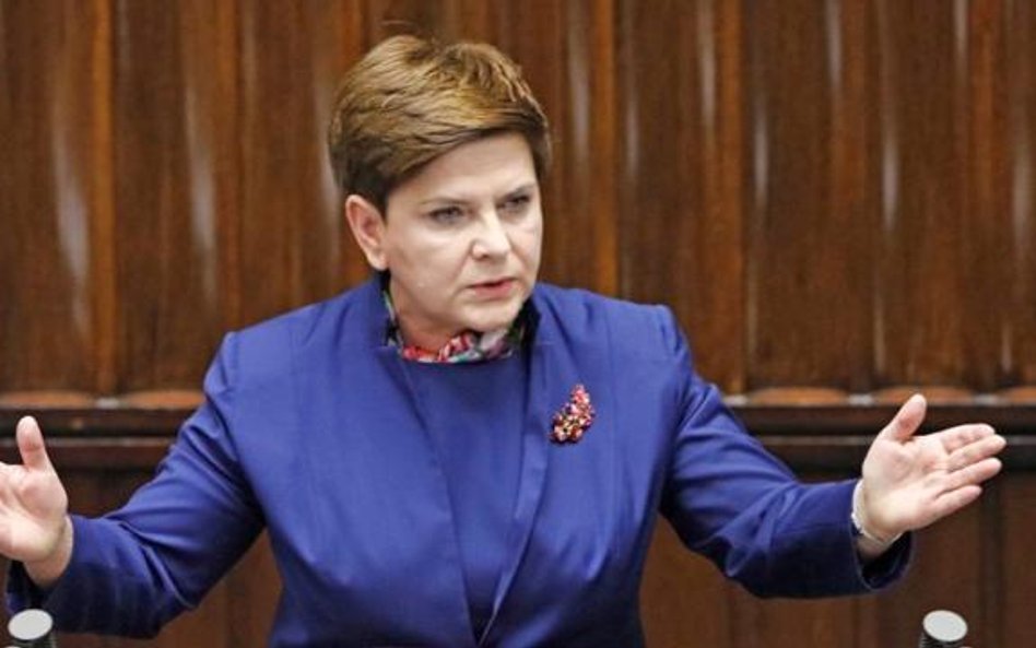 Beata Szydło wyszła w czwartek z inicjatywą, która pozwoliła wyjść PiS z kryzysu w sprawie aborcji.