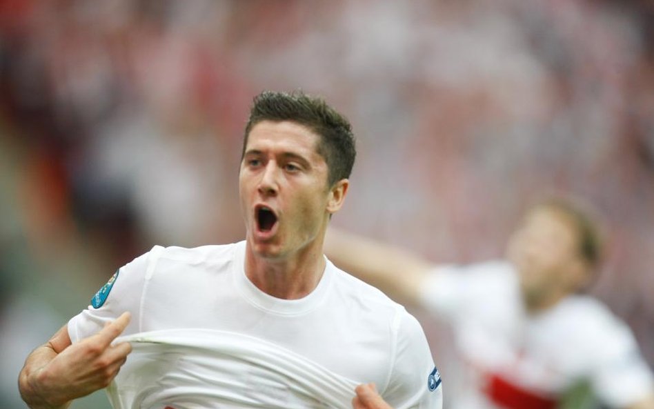 Lewandowski nie przejdzie do Bayernu? "Kontrakt jest rzeczą świętą"