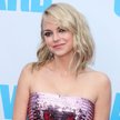 Anna Faris, absolwentka studiów z zakresu literatury na Uniwersytecie Waszyngtońskim, córka nauczyci