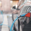 Polacy większymi fanami aut elektrycznych niż Niemcy.